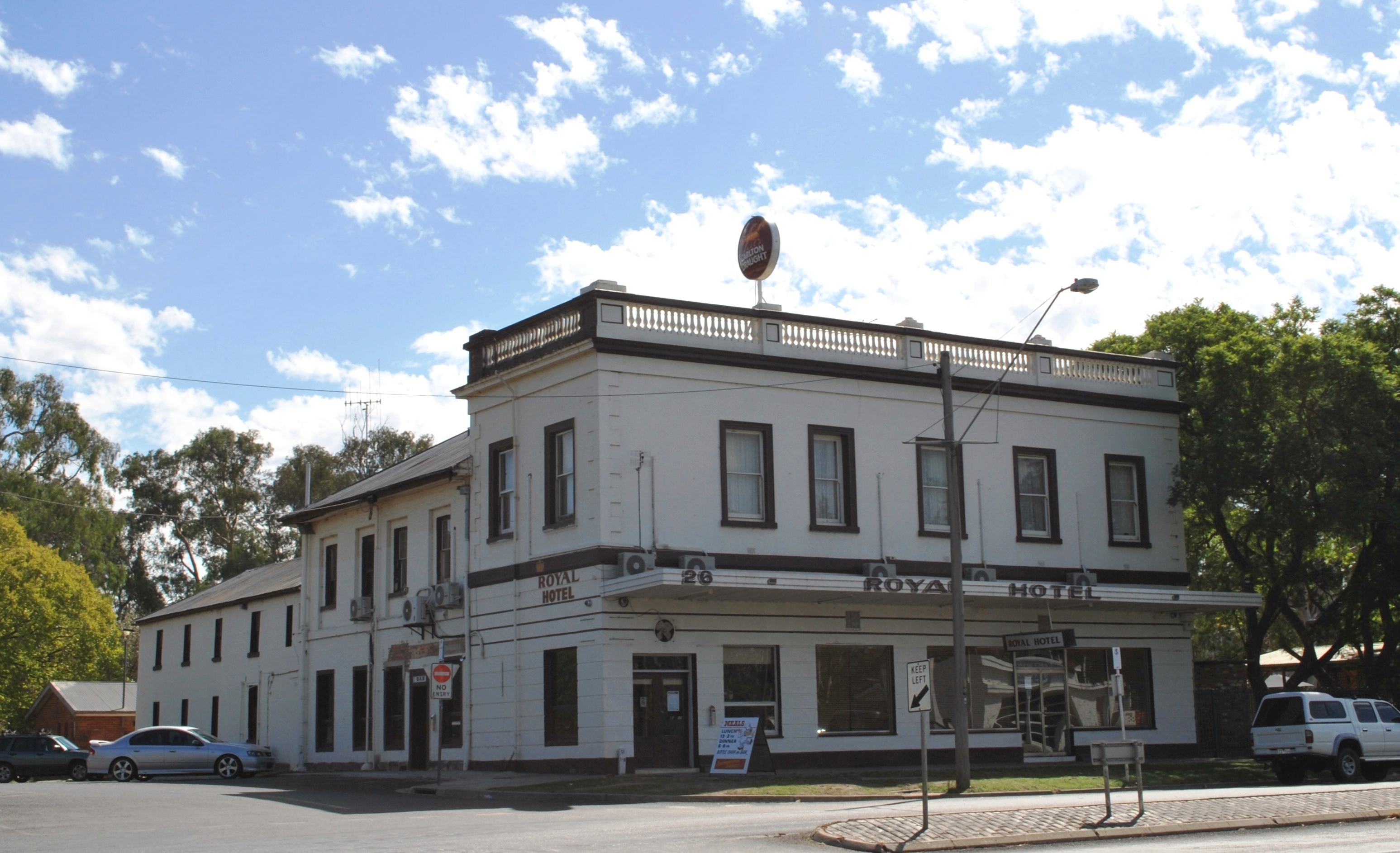 Royal Hotel